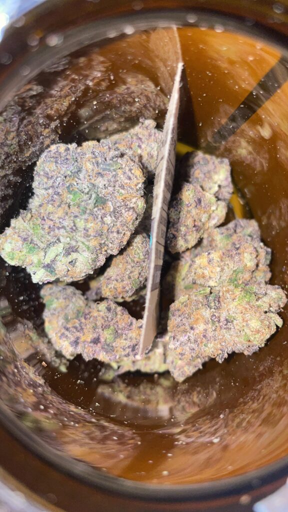 Cultivar Review: Zurge by Mr. Kushington - The Highest Critic 1000000840